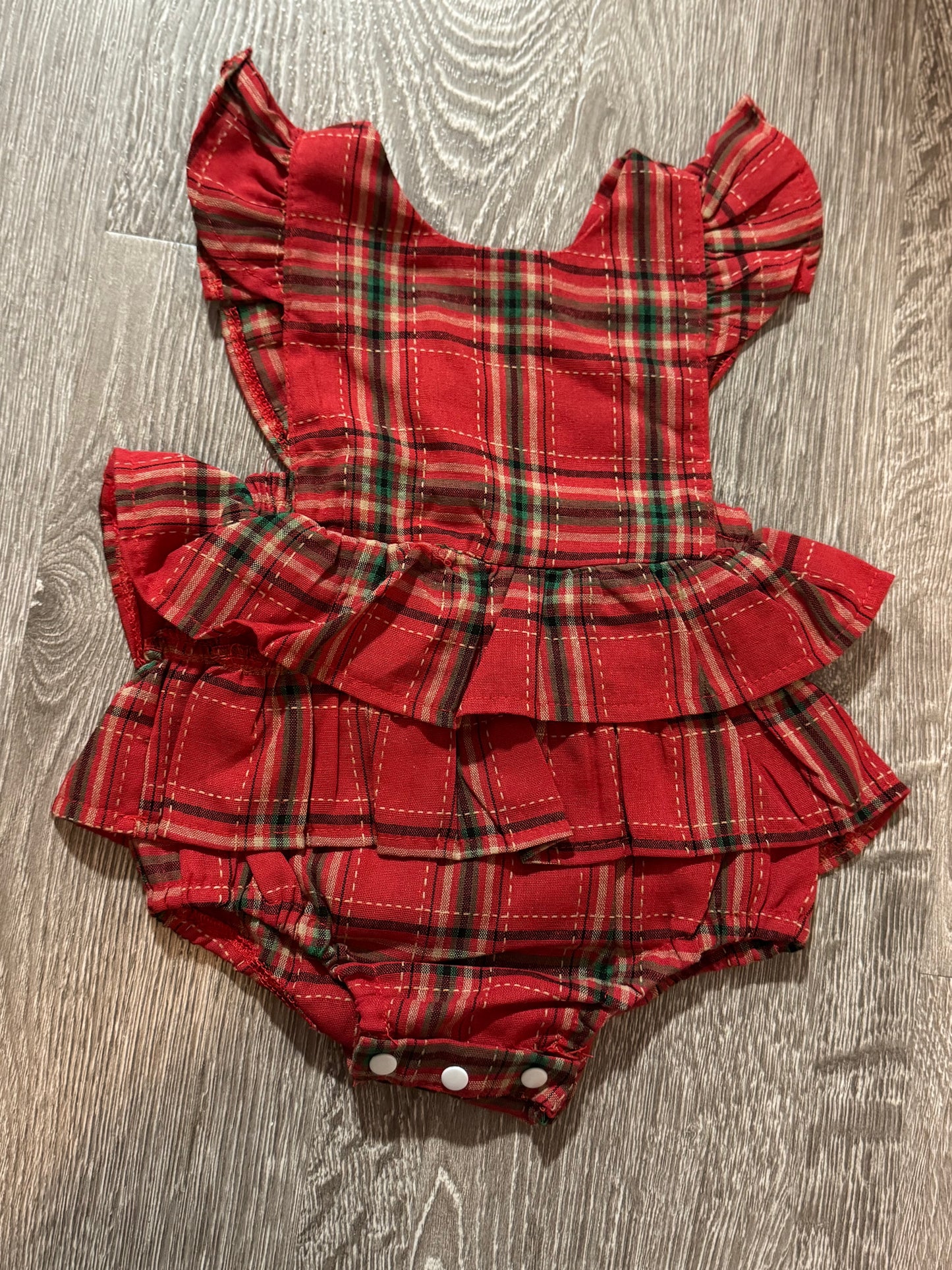 Holly Ruffle Set